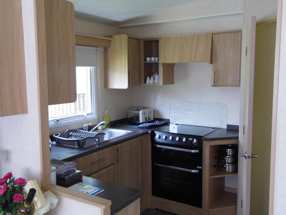Oakdene -3 Bedroom Caravan Weeley Extérieur photo