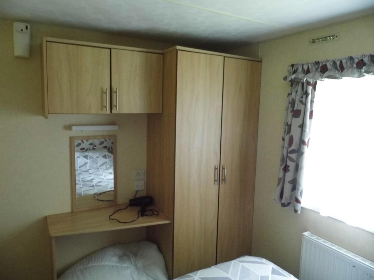 Oakdene -3 Bedroom Caravan Weeley Extérieur photo