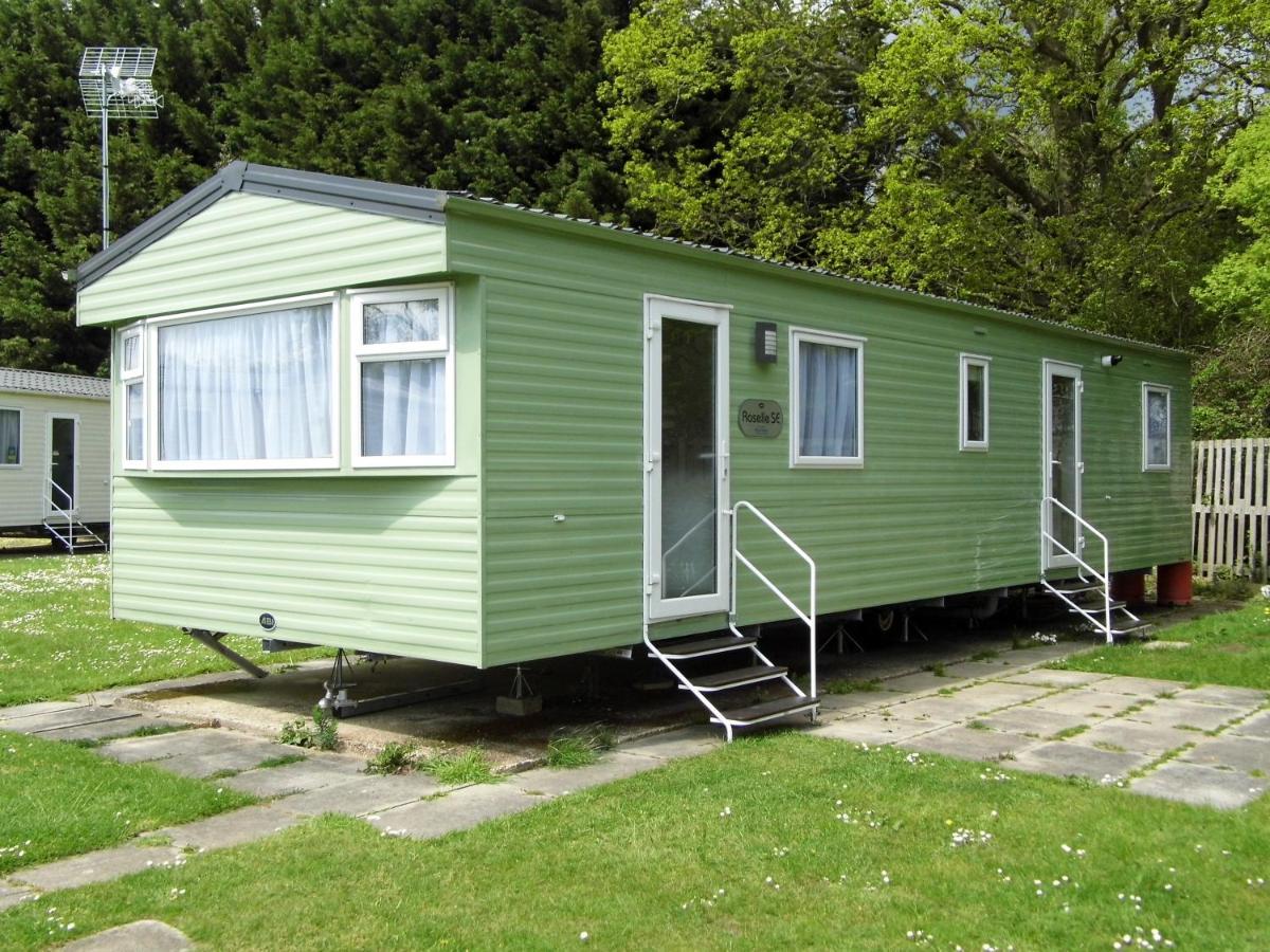 Oakdene -3 Bedroom Caravan Weeley Extérieur photo